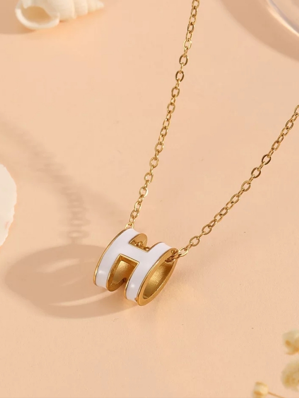 Luxury Inspired White Enamel H Necklace Designer Style Gold Letter Pendant